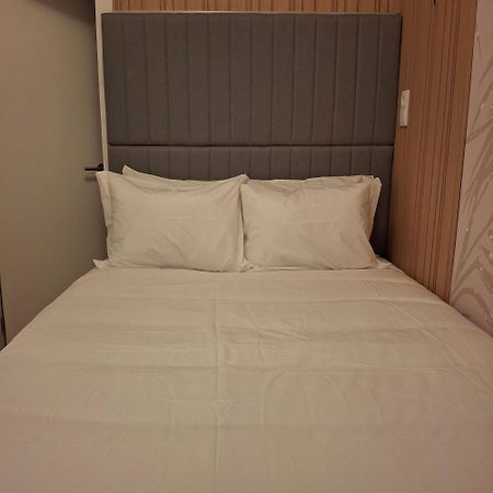 Brand New Hostel Anjos Lisboa Extérieur photo